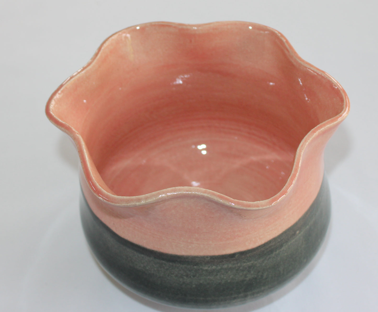 Decorative pot | Planter | Serving pot - Wavy pink and gray