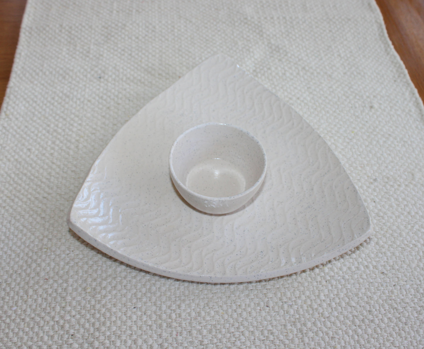 Triangle Dip & Dine set