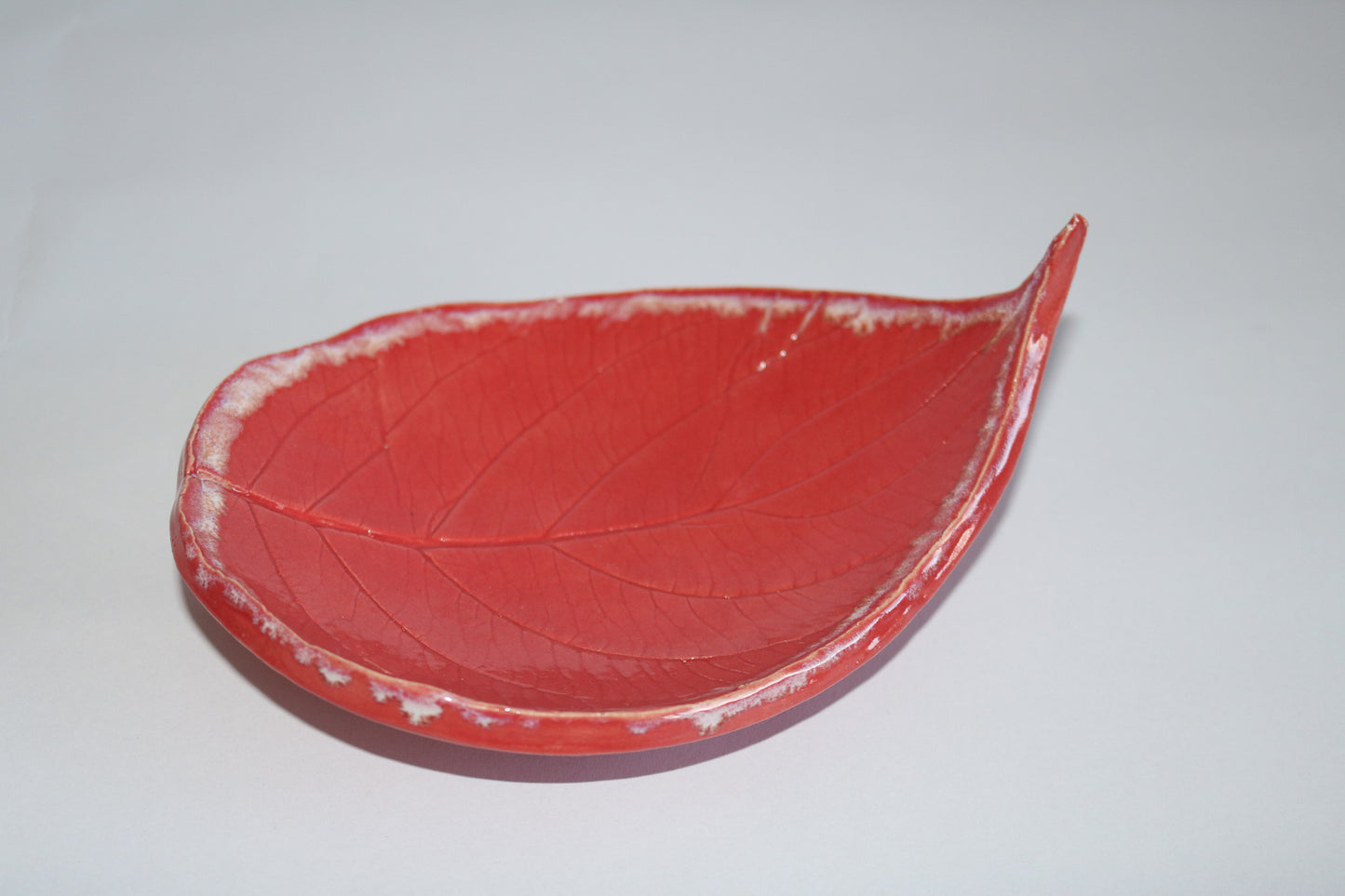 Leaf plate - red | Home Decor