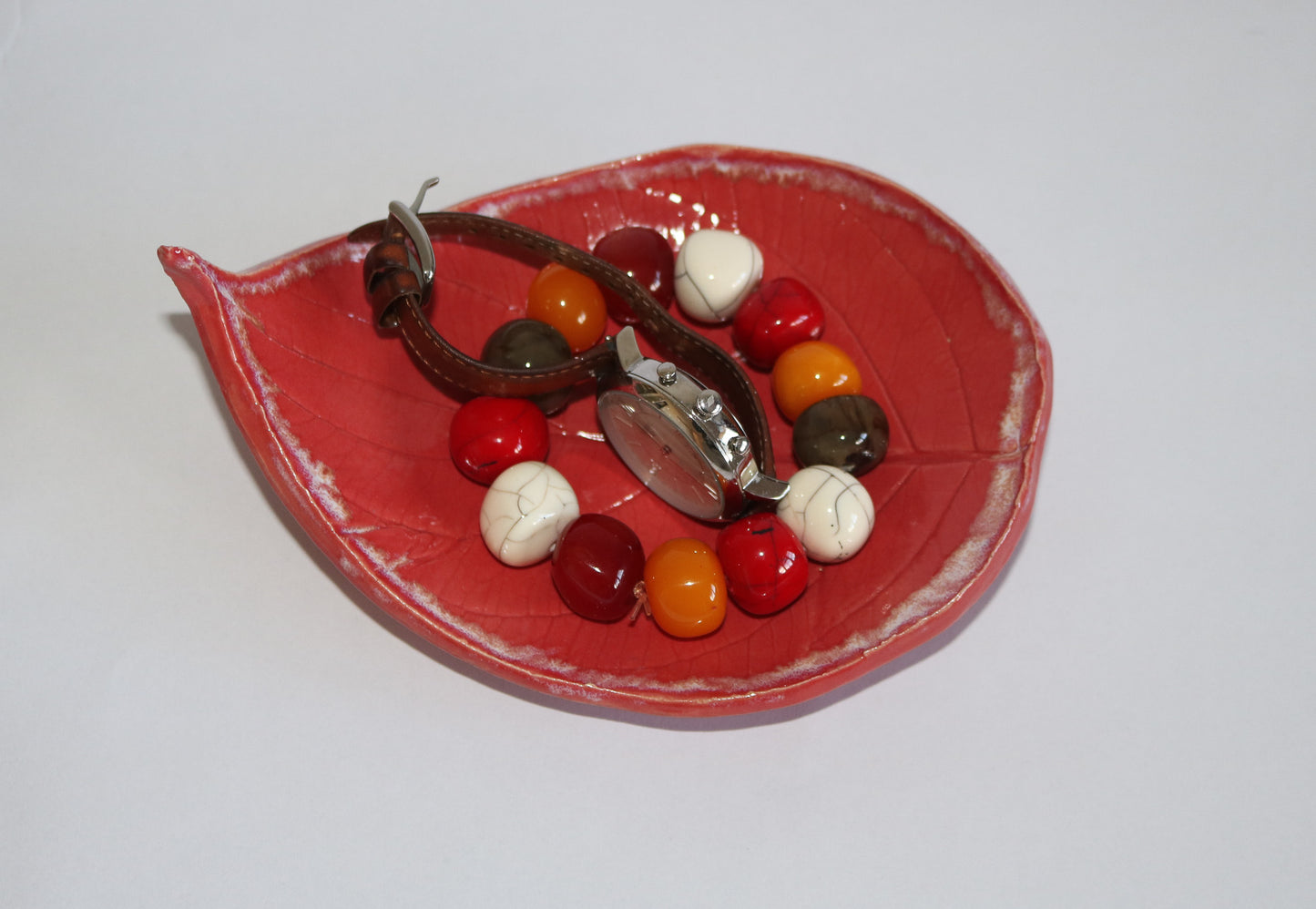 Leaf plate - red | Home Decor