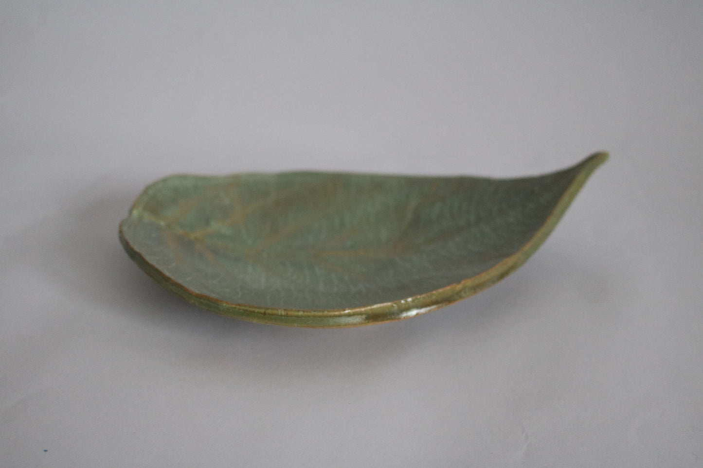Leaf plate - green | Home Decor