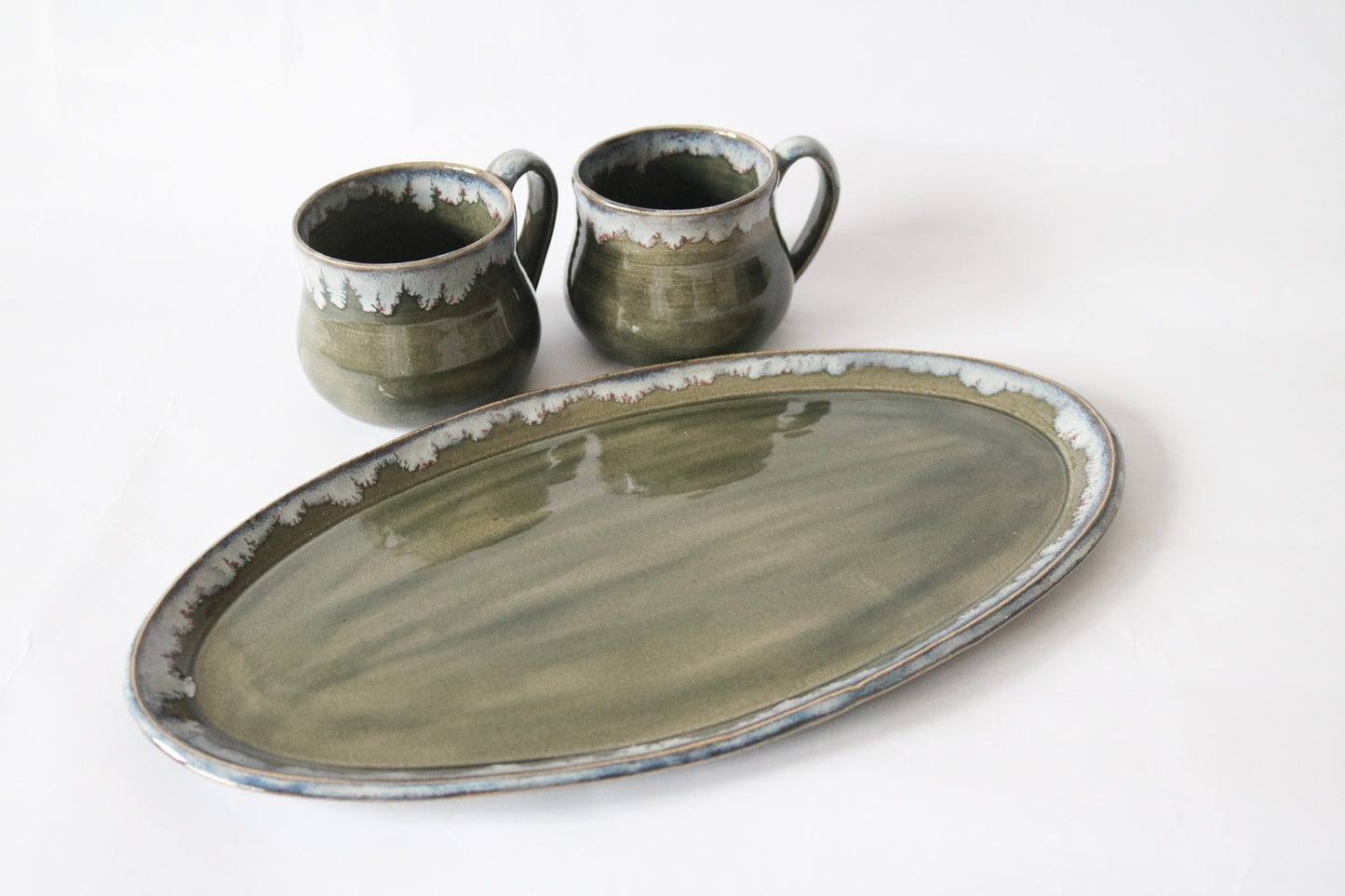 Large Oval Plate with cups