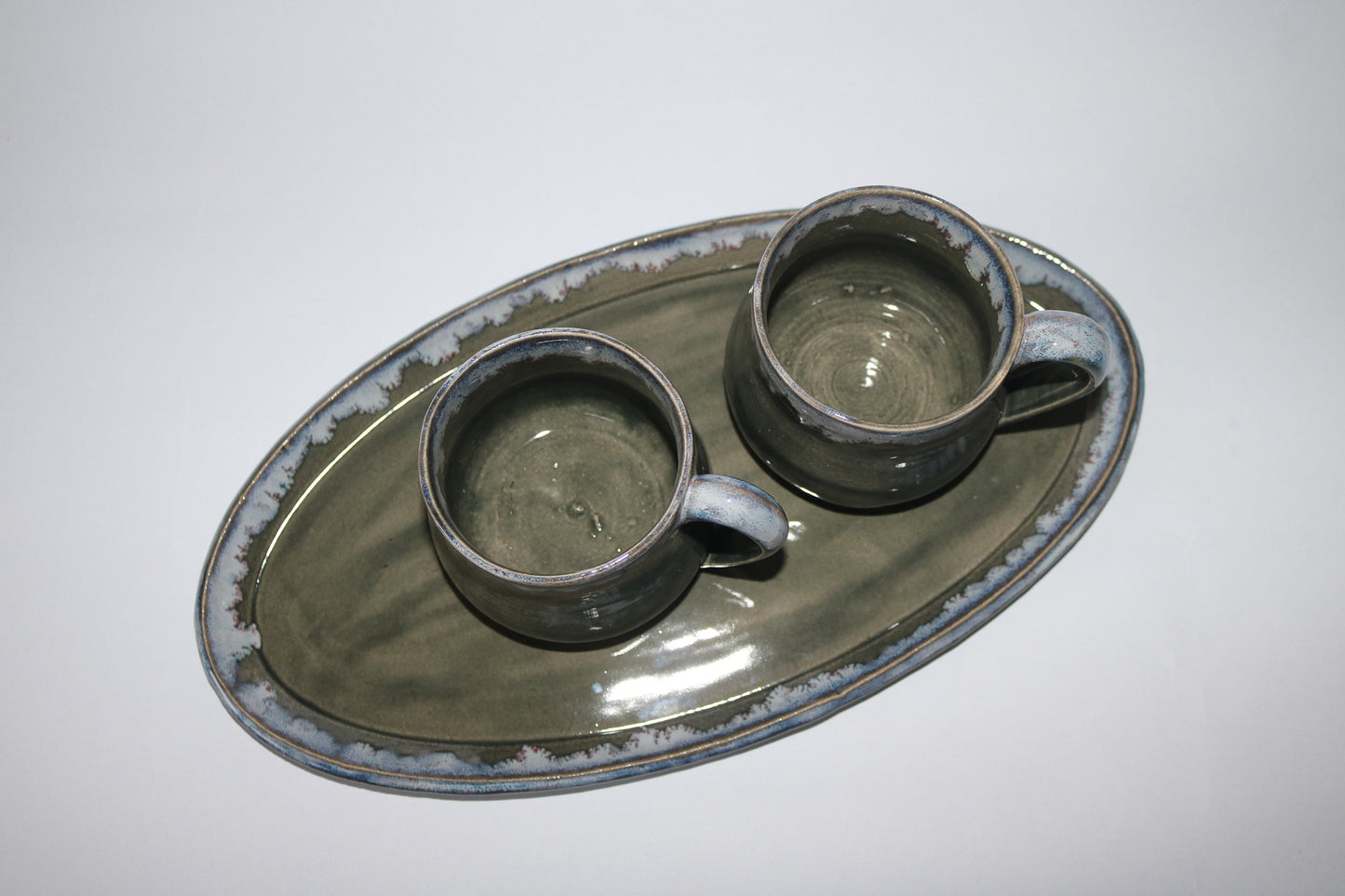 Large Oval Plate with cups