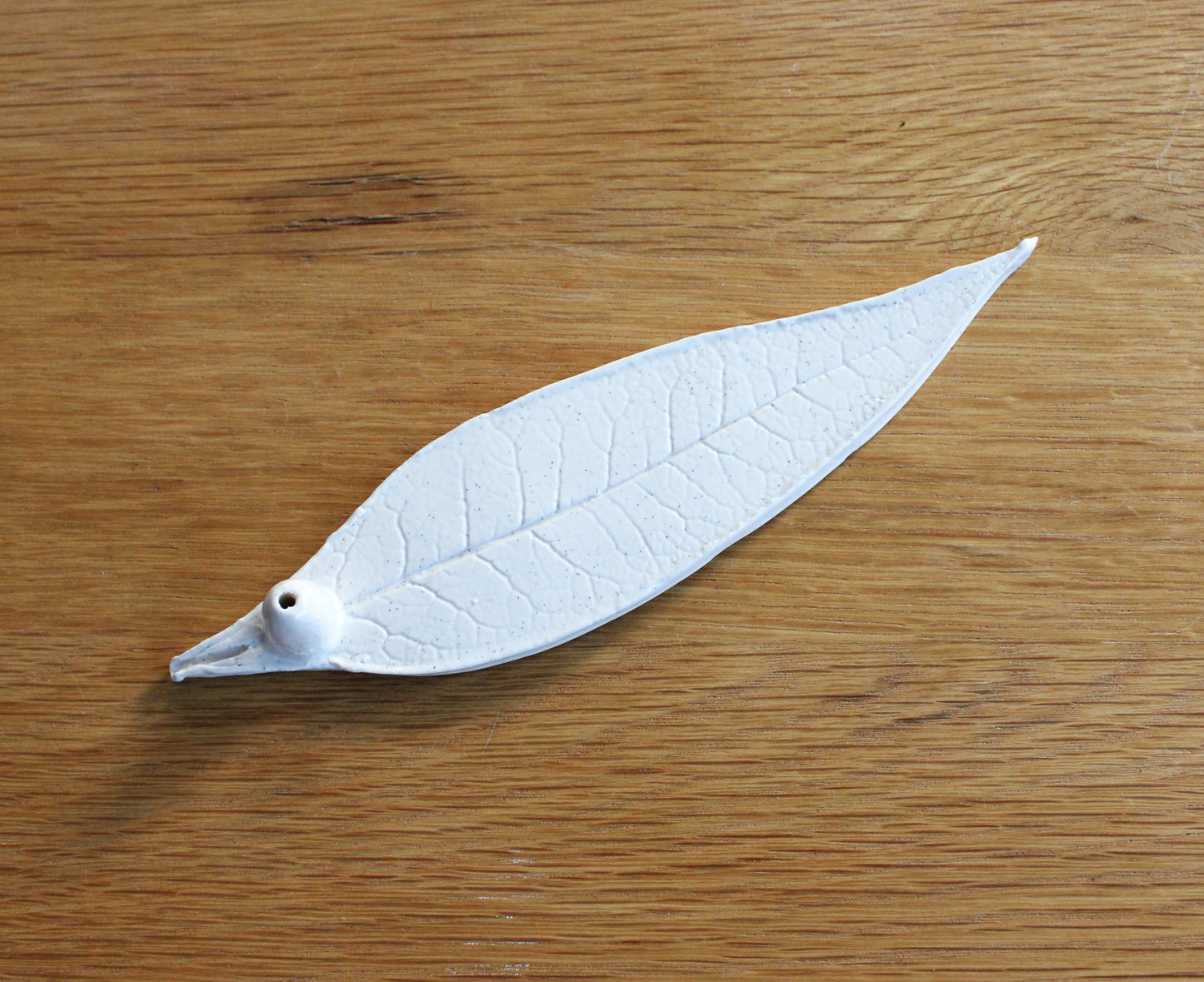Intense stick holder - white leaf