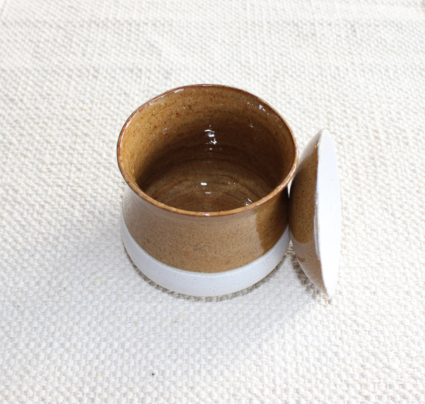 Small pot with lid