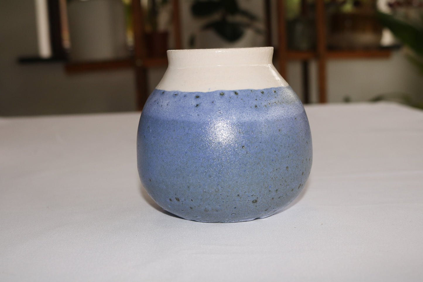 Medium vase - 10cm tall