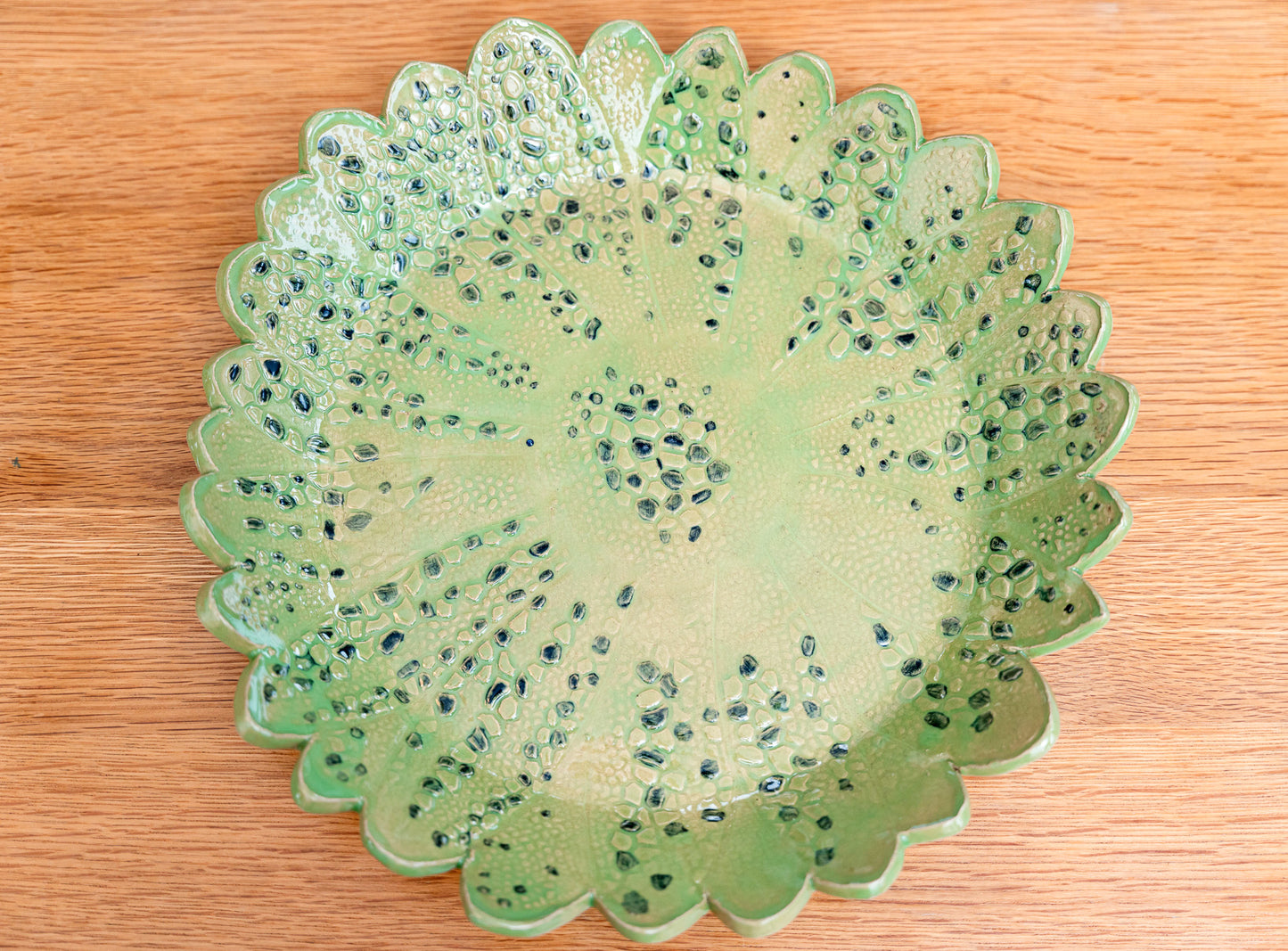 Patterned fruit bowl | Large platter | Charcuterie plate